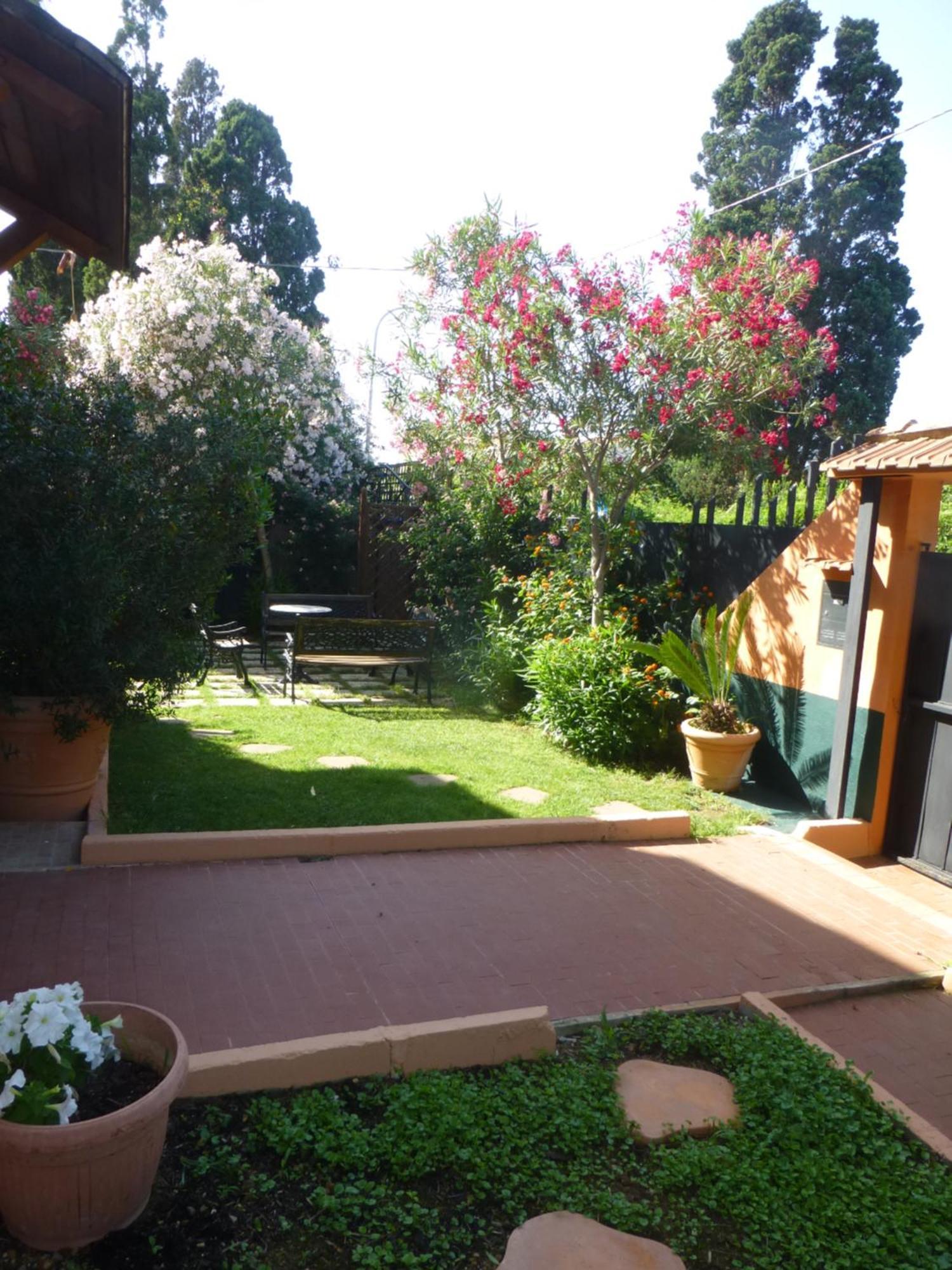 Casa Vacanza Appartamenti Al Mare Capoterra Exteriör bild