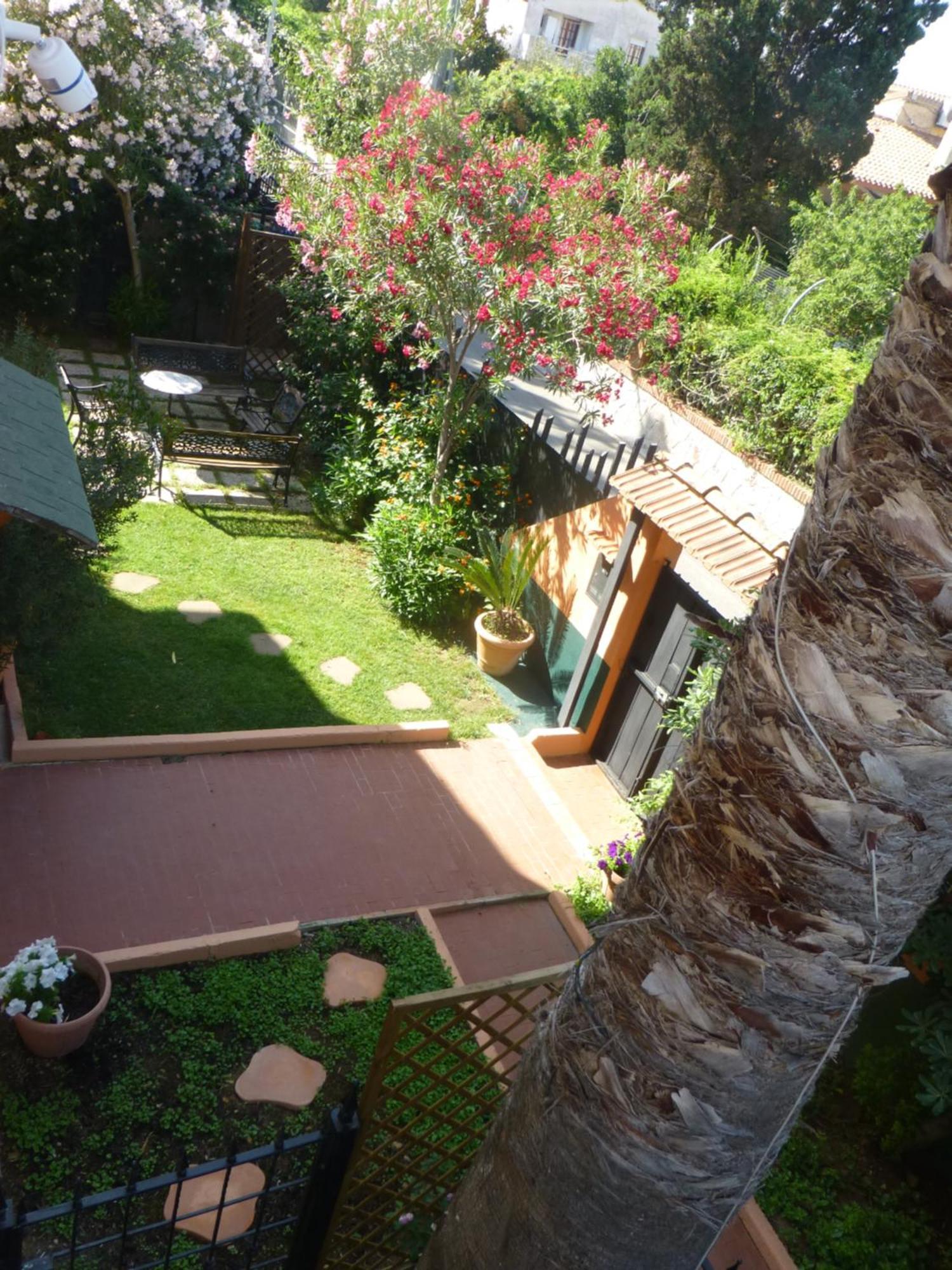 Casa Vacanza Appartamenti Al Mare Capoterra Exteriör bild