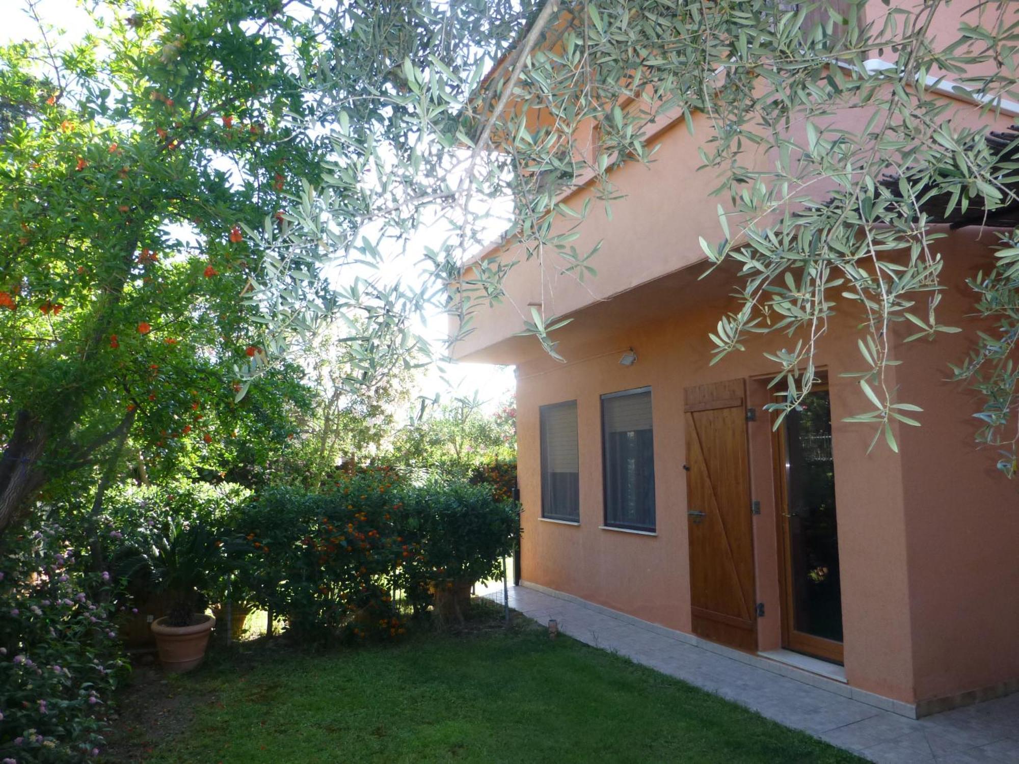Casa Vacanza Appartamenti Al Mare Capoterra Exteriör bild