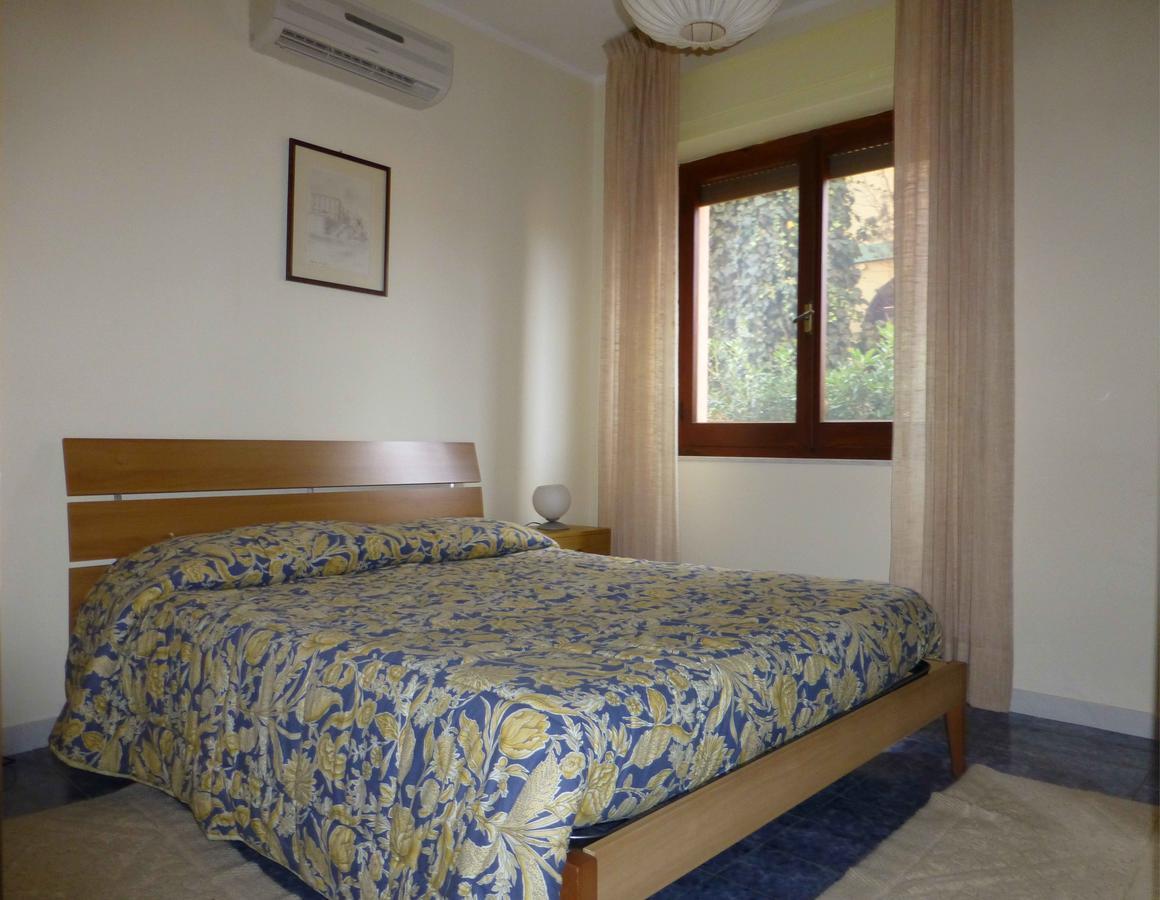 Casa Vacanza Appartamenti Al Mare Capoterra Exteriör bild